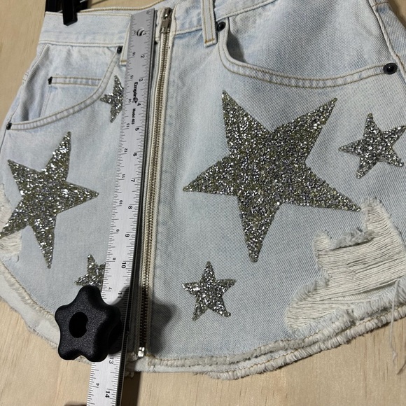 Carmar Los Angeles Star Studded Distressed Denim Mini Skirt Size 28 - Picture 4 of 10